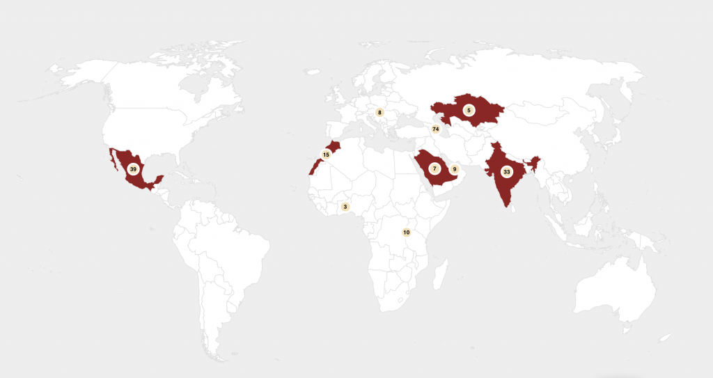 OCCRP'nin hazırladığı ve Pegasus'un hedefi olduğu tespit edilen isimlerin ülkelerini gösteren harita.